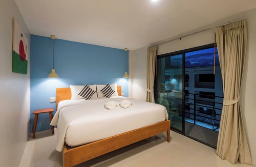 Downtown Krabi Hotel | Tiya House Rooms & Cafe