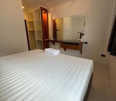 Pattaya Bay Hostel | Todd Inn