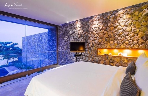 Prachuap Khiri Khan Hotel | Tolani Resort Kui Buri