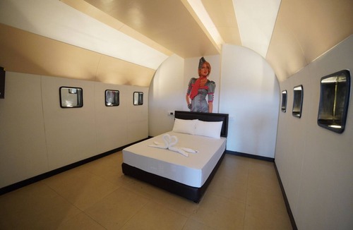 Phan Thong Hotel | Tomorrowland Amata