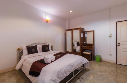 Phitsanulok Hotel | Tonwai Modern Place