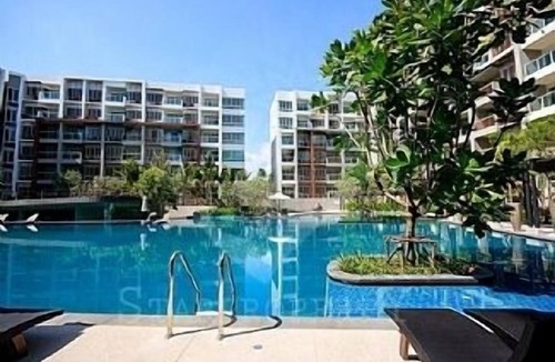 Khao Takiab Apartment | Top Floor 2 Bedroom 2 Bathroom Sea-Facing Apartment with huge pool and balcony