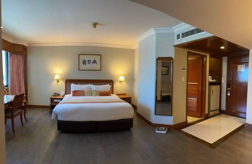 Phitsanulok Hotel | Topland Hotel & Convention Centre