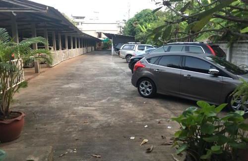 Thani Resort | TR Guesthouse