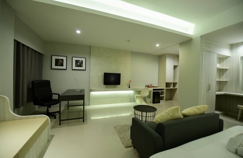 Nakhon Pathom Hotel | Trendy Hotel