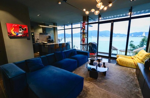 Patong Apartment | Tri Trang Beachfront Apartments with Stunning Views