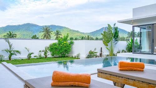 Lamai Villa | Tropical 3BR Infinity Pool Villa with Quite Space Private Garden & Sun Deck