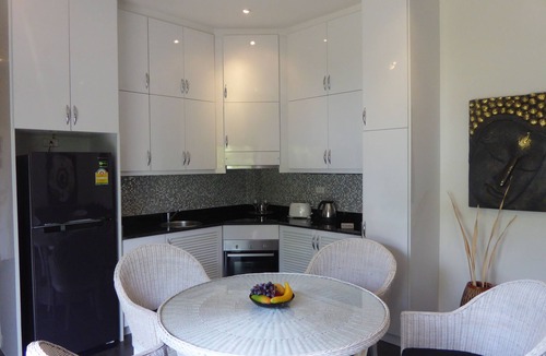 Rayong Villa | Tropicana Beach Villa at VIP Resort
