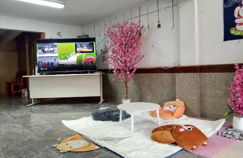 Bang Phut Hostel | Tsir cafe and Guest house