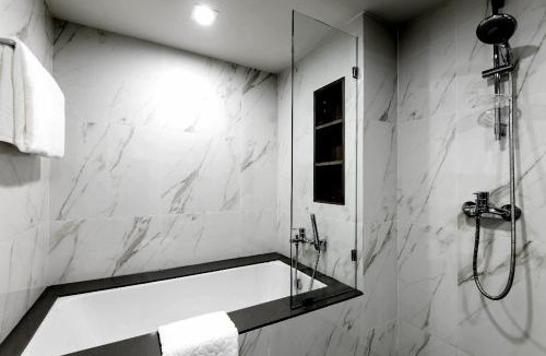 Huai Khwang Apartment | Two Bed in the city