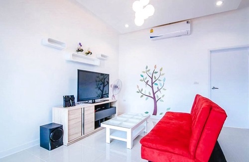 Hin Lek Fai Villa | U pool villa Huahin Situated in Hua Hin