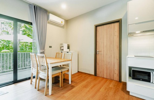 Rawai Resort | U105 Title, 2 Bed condo Pool access On Rawai Beach