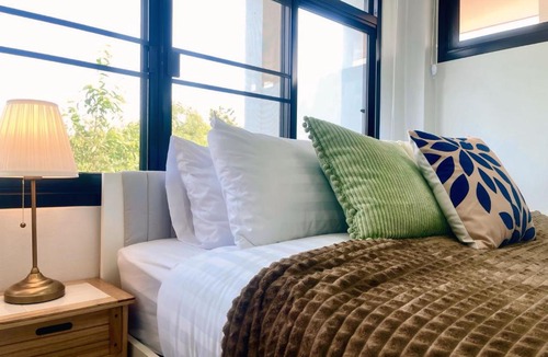 Ubon Ratchathani Villa | Ubon Hide Away - Brand New Private Villa - Walk to Lake - Pet Friendly