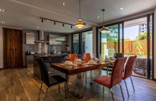Huay Kaew Villa | Vela Nimman 5BR Luxury Pool Villa