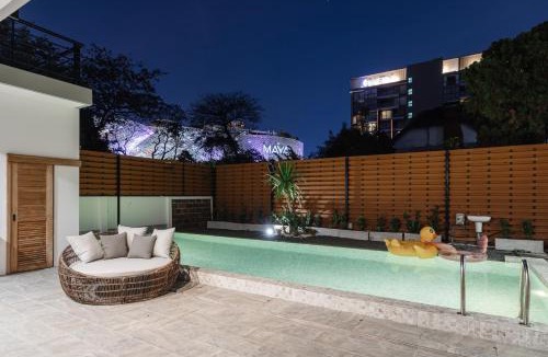 Huay Kaew Villa | Vela Nimman 5BR Luxury Pool Villa