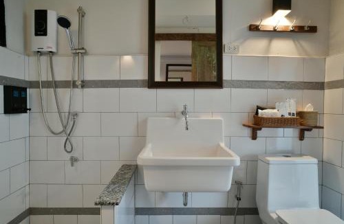 Warin Chamrap Hotel | Velawarin Hotel