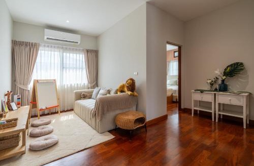 Bang Phlap Villa | Villa 3 Bedrooms 5 Bathrooms 2 Multi Rooms WiFi