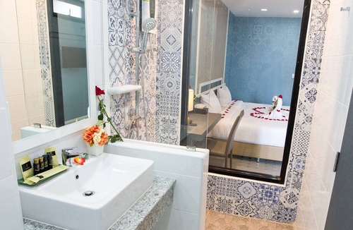 Pak Kret Hotel | Villa Baron Hotel