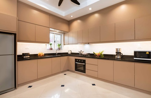 South Pattaya House | "Villa Bos" mit 5 Schlafzimmern by Interhome