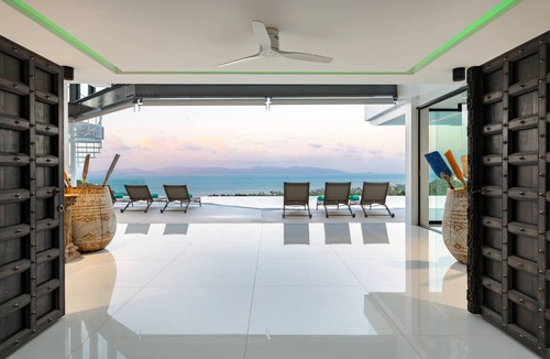 Mae Nam Villa | Villa Murano Exclusive 7BR Retreat in Bang Por