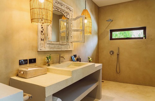 Maret Villa | Villa Pearl — Easy Island Living, Your Way