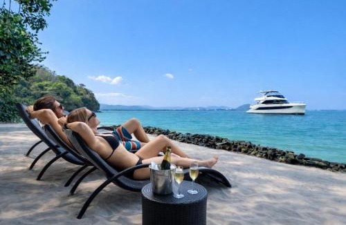 Wichit Villa | Villa Skyfall Thailand Phuket