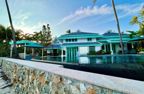 Hua Thanon Villa | Villa Sunrise - Golden Beachfront