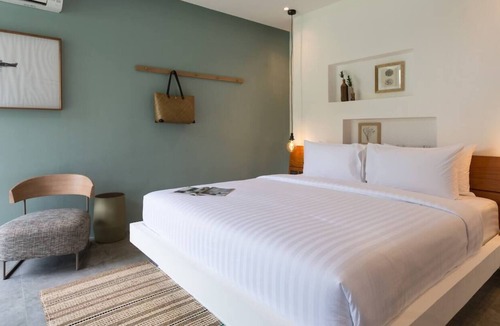 Thong Krut Villa | Villa Thansamaay - 4 bedrooms + 1 kids room beachfront villa