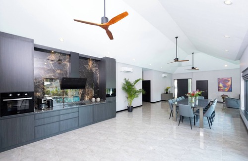 Nong Prue Villa | Villa Waree minutes to City and Beach