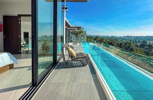 Bang Tao Villa | VillaLayan