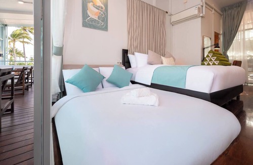 Hua Hin House | Wander at Bayside 19 | Upstairs Romantic Sea-View King (sleeps 2-4)