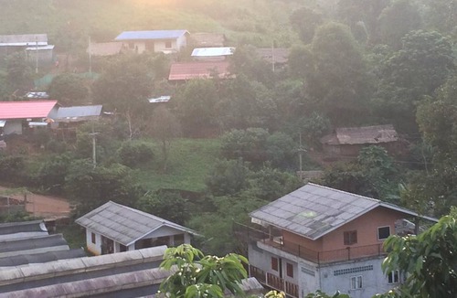 Mae Suai Hotel | Wawee Strawberry House
