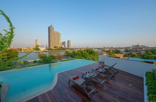 Bang Phlat Hotel | WE HOTEL RIVERFRONT