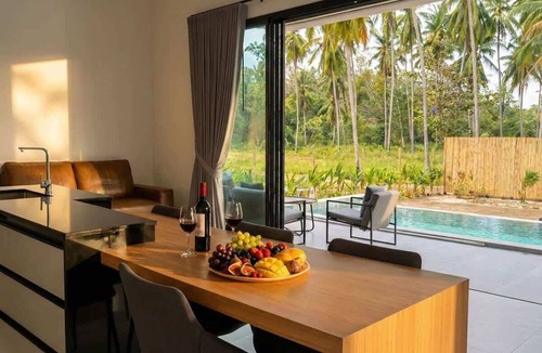 Srithanu House | White Haven | Pool New Central Coco View