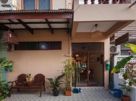 Bangkok Yai Apartment | Whole house - 4Bedrooms - The Alley Folk House
