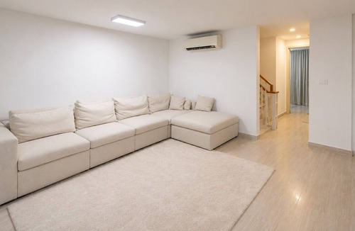 Mean Chey House | Whole house 5 Floors with private lift to every floor.