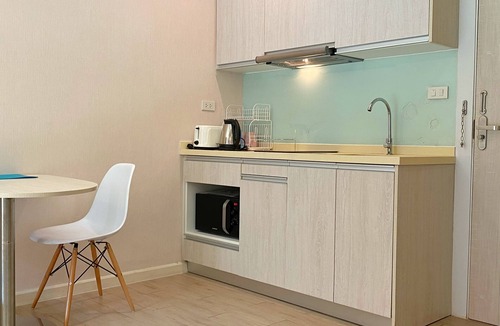 Na Kluea Apartment | Wow! Pool View Condo, 500 meters from Beach, Big Swimming Pool, FREE-SAUNA, GYM