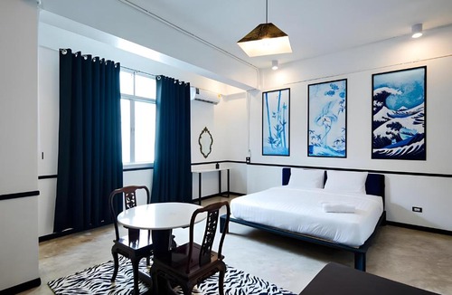 China Town Apartment | X Hotel