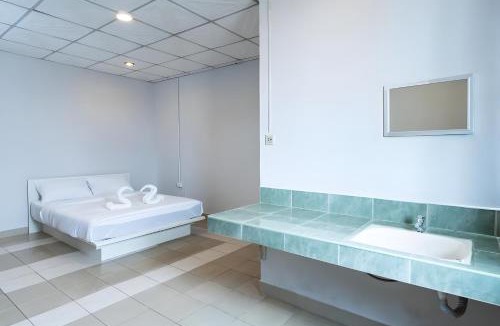 Bangkok Apartment | XX FLY INN Suvarnabhumi Airport - อ่อนนุช