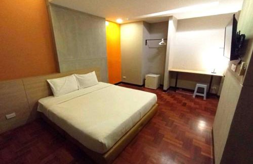 Bang Rak Apartment | XX GO INN BTS Silom Saint Louis