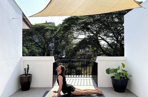 Chang Khlan House | Your Local Spacious 3-story Home, Rooftop views & King Beds near Night Bazaar