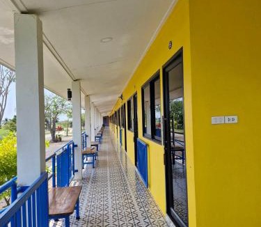Phitsanulok Resort | Yungthong Baan Suan Resort