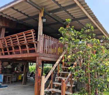 Phitsanulok Resort | Yungthong Baan Suan Resort