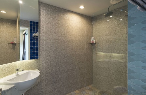 Hua Mak Hotel | Zircon Hotel