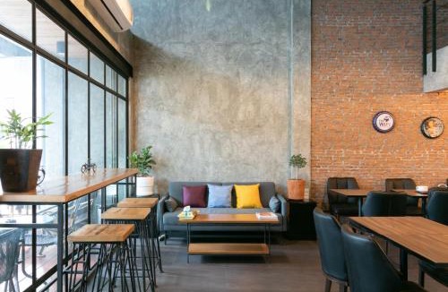 Khlong Tan Hostel | Zleepmotion Bangkok