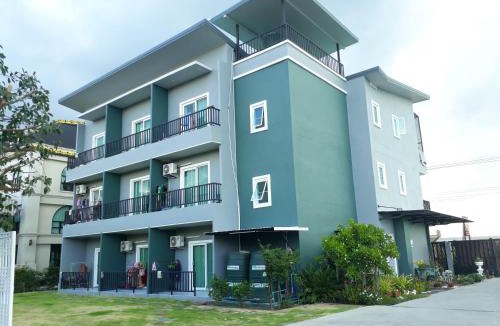 Bang Bua Thong Bed & Breakfast | Zoom Garden Home