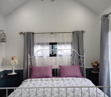 Bang Bua Thong Bed & Breakfast | Zoom Garden Home