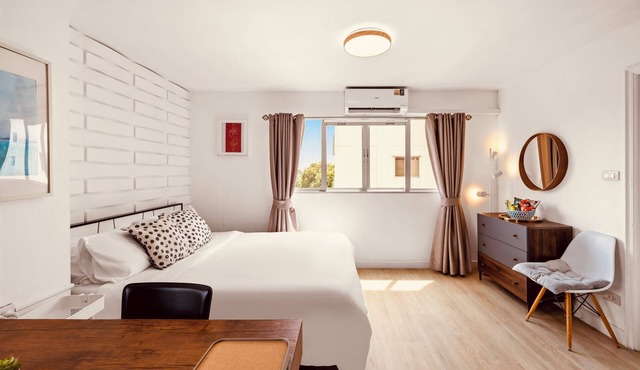 1BR River Front Oasis in Bangkok [15 min to BTS On Nut Station & Everywhere BKK]