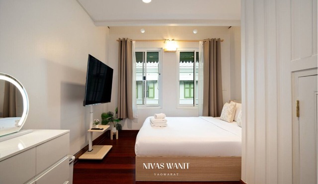 2BR Budget Home Yaowarat 5min MRT Nivas Wanit ECO