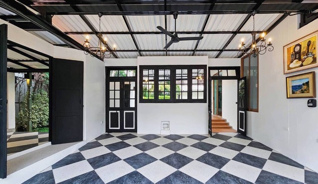 3-bedroom villa in lovely Tambon Thap Tai with WiFi, AC